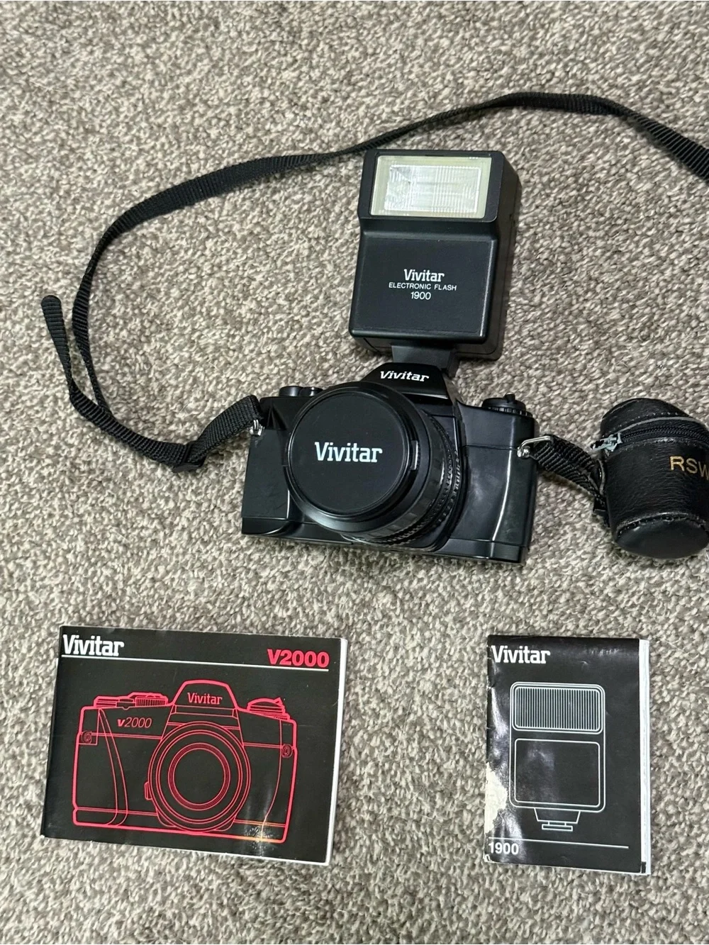 Vivitar V2000 35mm SLR Film Camera w/ 35-70mm Lens Untested As-Is VINTAGE